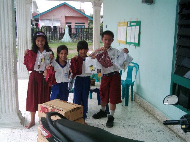 bantuan_pendidikan.jpg